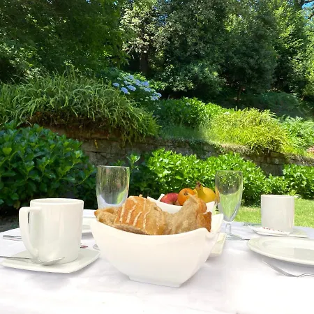 Hotell Entrerobles Sabaris