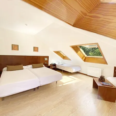 Ξενοδοχείο Entrerobles Sabaris