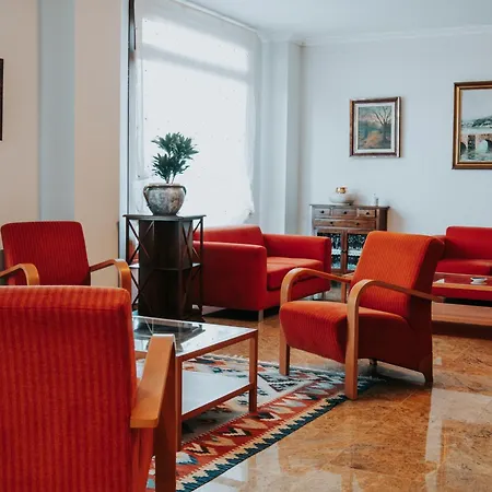 Hotel Entrerobles Sabaris