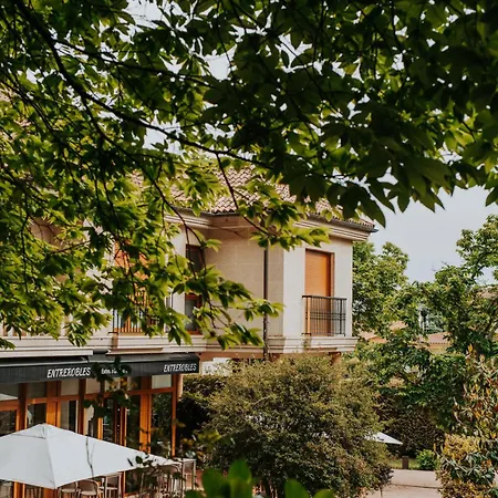 Entrerobles Hotel