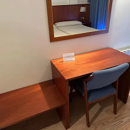Hotel Entrerobles Sabaris