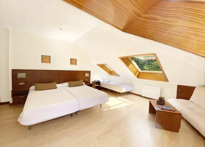 מלון Entrerobles Sabaris