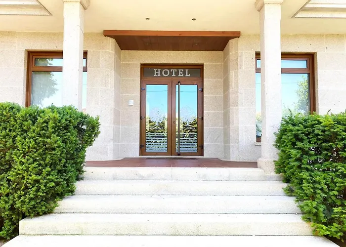 Entrerobles Отель 2*